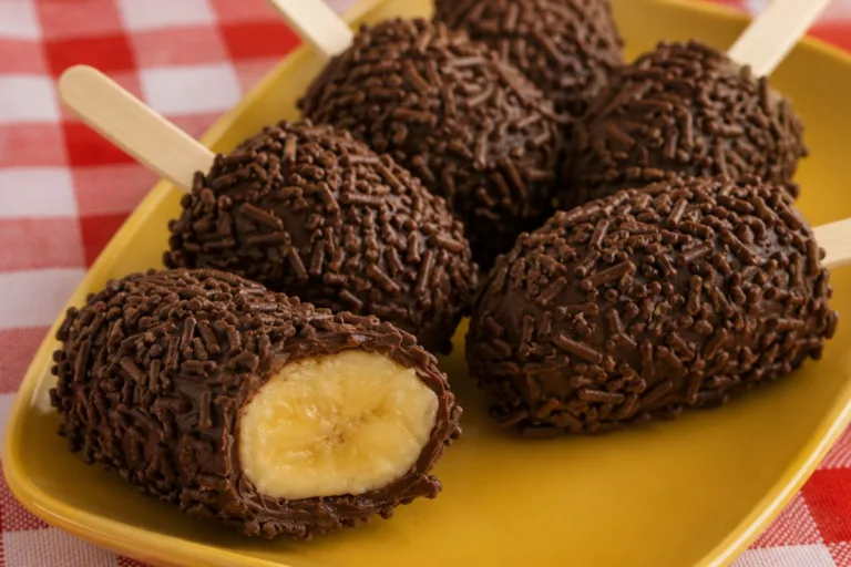 Imagem da receita de Banana de Chocolate no Palito.