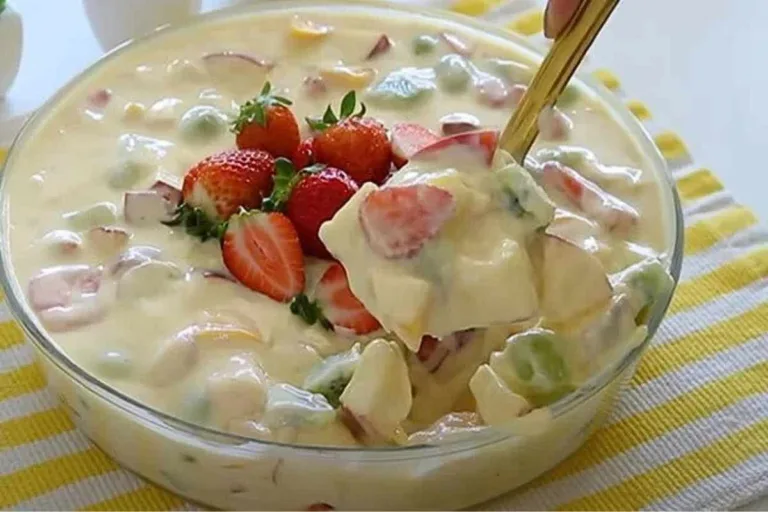 Imagem da Receita de Salada de Frutas Cremosa.