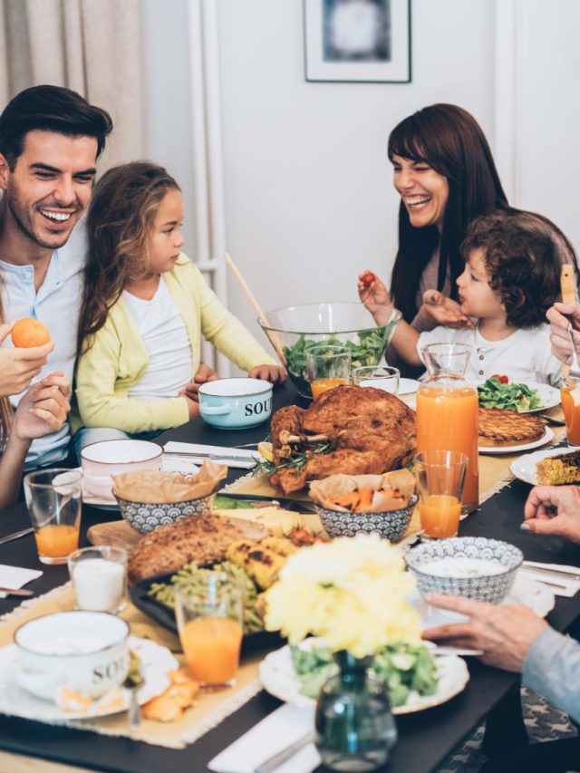 Família reunida para o almoço do dia das mães - Blog Receita Certa