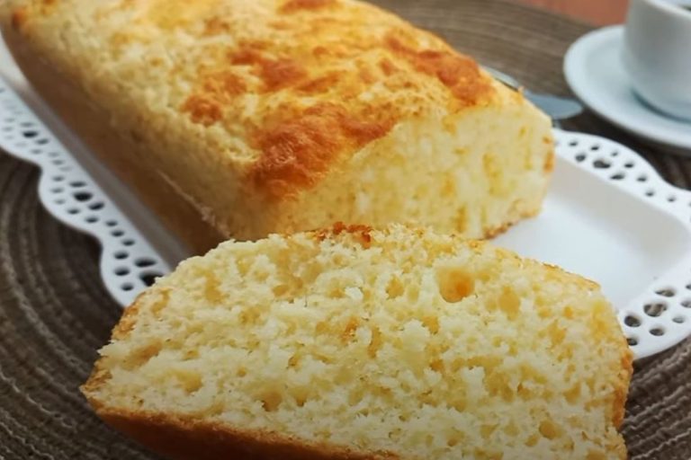 pão de polvilho fatiado