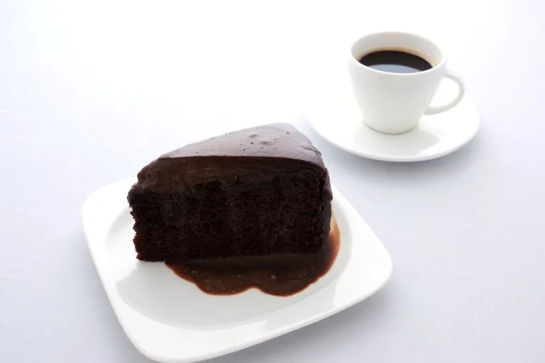 bolo de chocolate com café