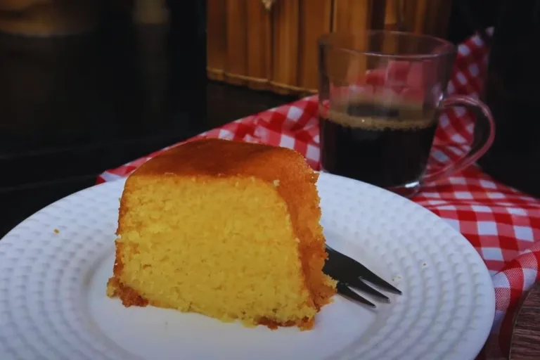 bolo de milho de lata com fubá