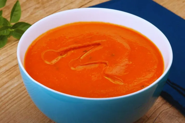 caldo de tomate