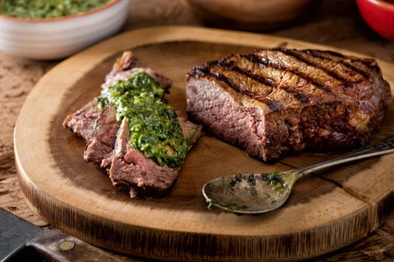 Asado com Chimichurri - culinária argentina