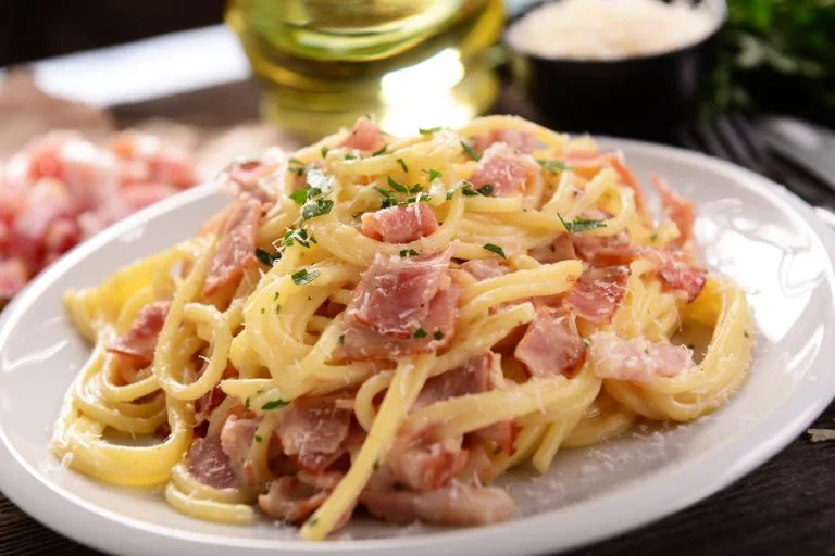 Espaguete à Carbonara