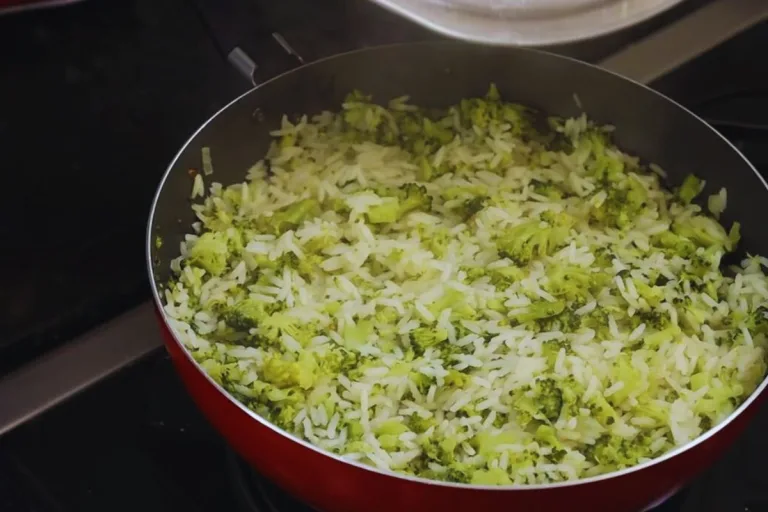 como fazer arroz com brócolis