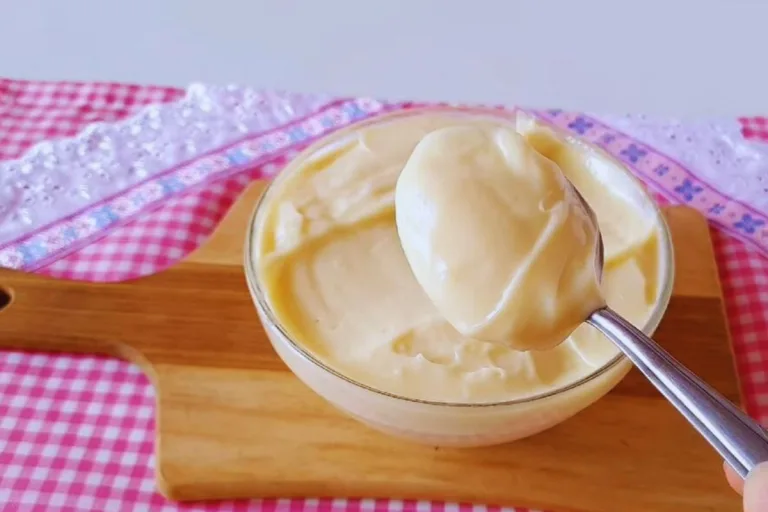 cobertura de chocolate branco para bolo