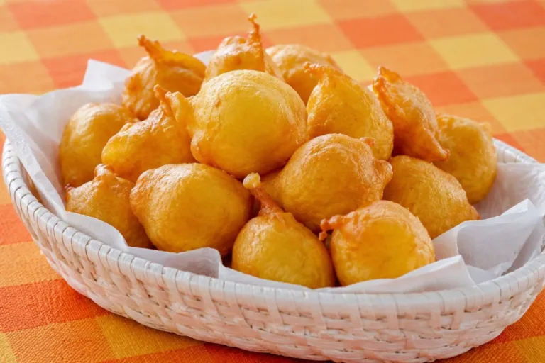 Imagem da Receita de Bolinho de Chuva Salgado.