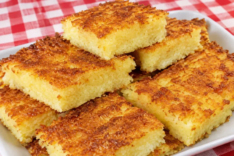 Imagem da Receita de Bolo de Mandioca Cozida.