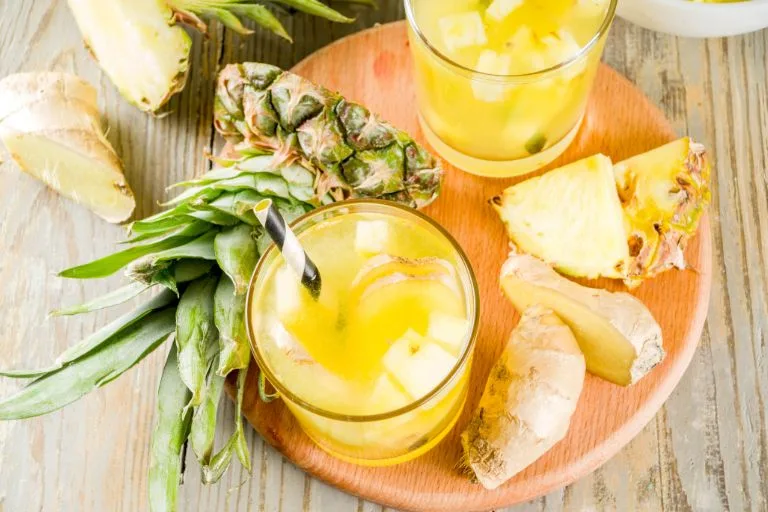 suco natural de abacaxi com gengibre