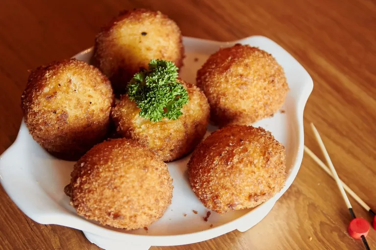 bolinho de macarronda