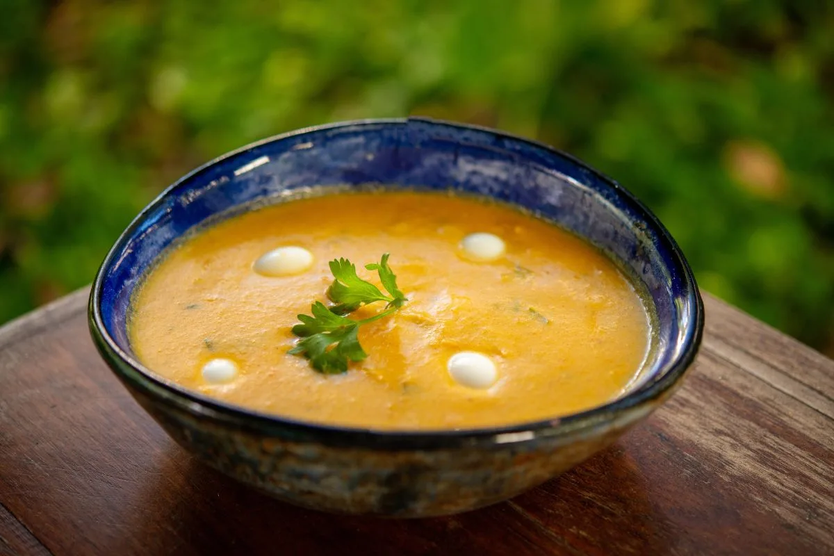 caldo de ovo
