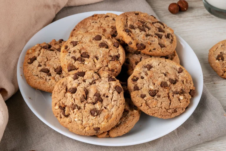 Cookies de Aveia e Chocolate Simples: Ideal para Aquele Lanchinho Rápido