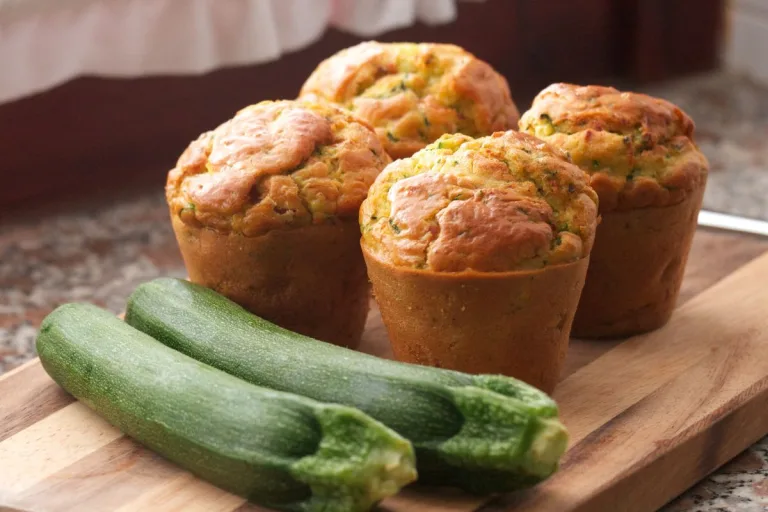 muffin de abobrinha com parmesão