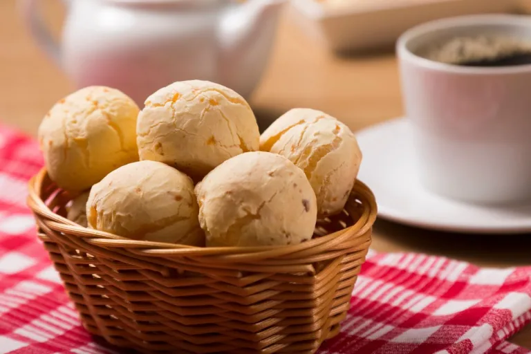 pão de queijo com aveia