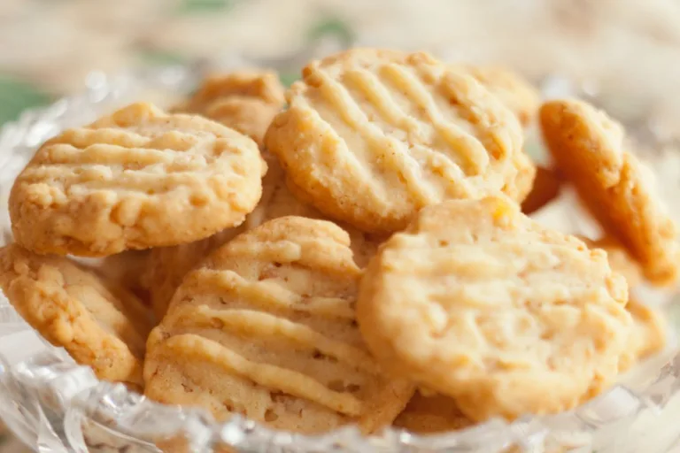 biscoito de queijo com orégano