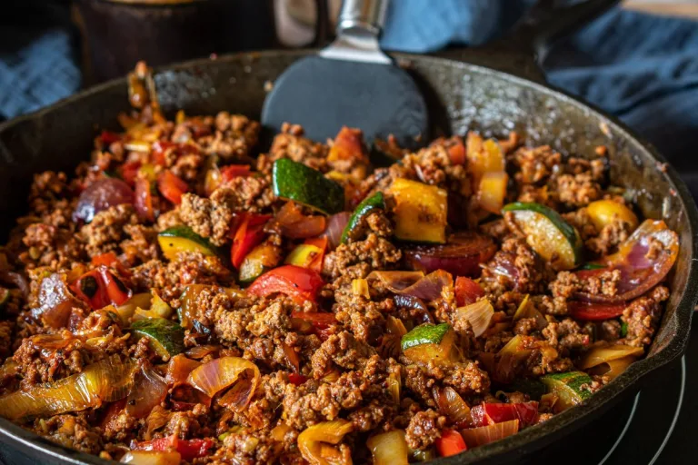 carne moída com legumes