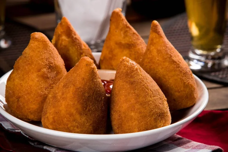 Coxinha Sem Massa: Crocante, Cremosa e Fácil de Fazer!