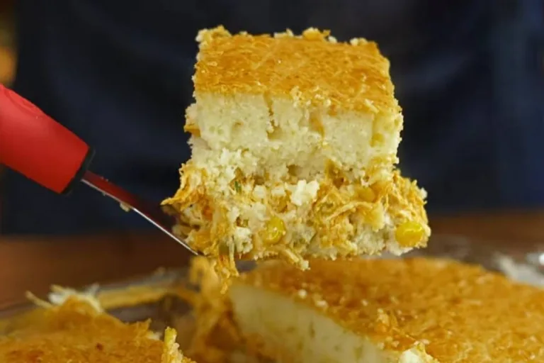 Imagem da Receita de Torta de Frango com Massa Leve e Fofinha.