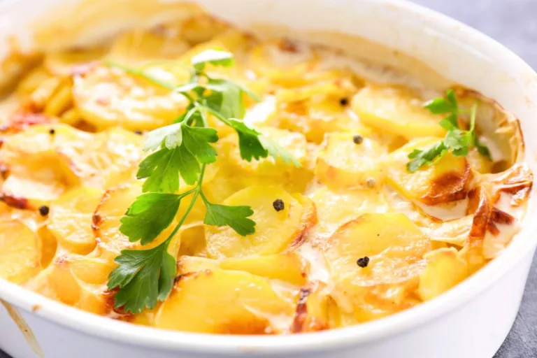 Imagem da Receita de batata de forno com queijo e requeijão