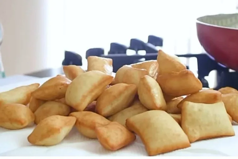 Imagem da Receita de Bolinho de Vento Frito - Lanchinho da Tarde Fácil de Fazer