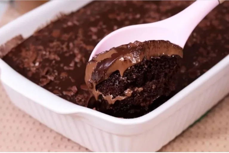 Imagem da Receita de Bolo de Chocolate Quente.
