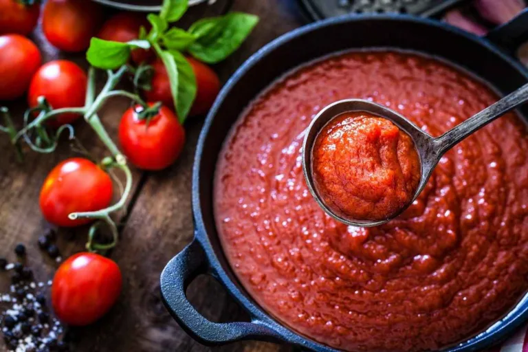 Imagem da receita de Tomate Frito: Aprenda a Fazer o Molho de Tomate Caseiro Perfeito