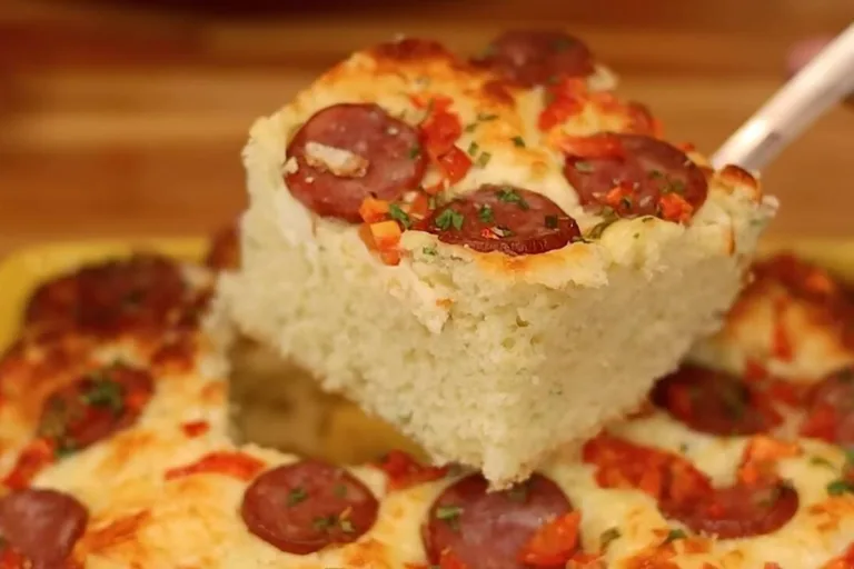 Imagem da Receita de Torta Caipira Fofinha com Linguiça Defumada