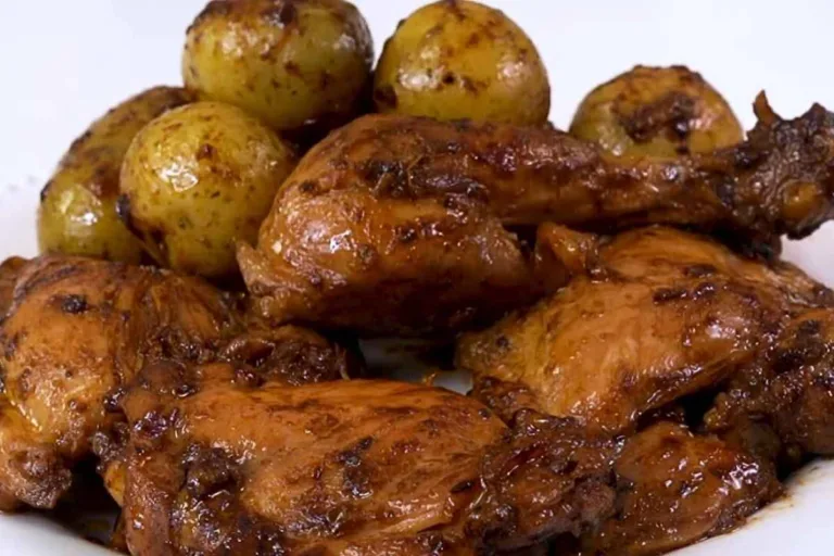 Imagem da Receita de coxa e sobrecoxa assadas na panela de pressão