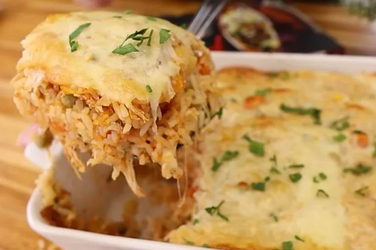 Imagem da Receita de Arroz de Forno com Frango Desfiado