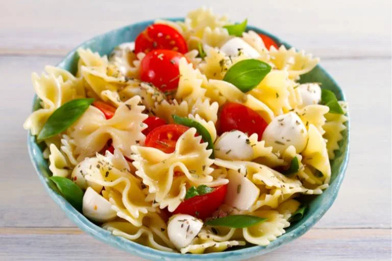 Imagem da Receita de Macarronada Caprese.