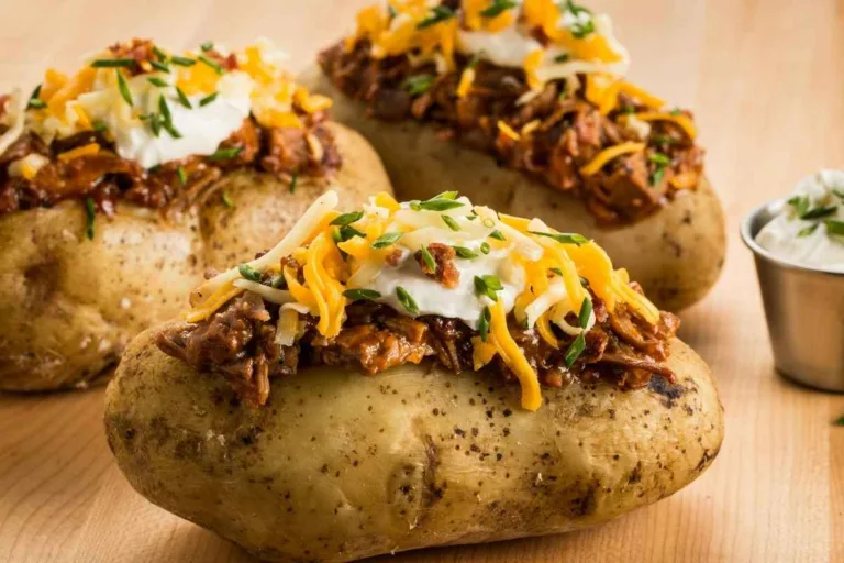 Imagem da Receita de Batata de Forno Recheada com Lombo.