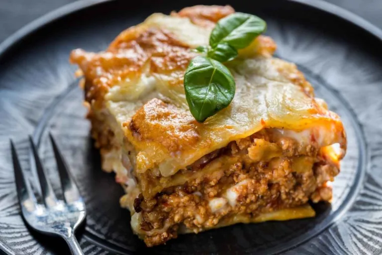 Imagem da Receita de Lasanha à Bolonhesa com Massa de Panqueca.