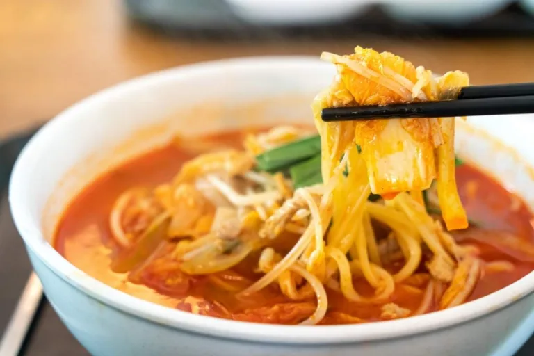 Imagem da Receita de Jjamppong - Sopa Coreana de Frutos no Mar