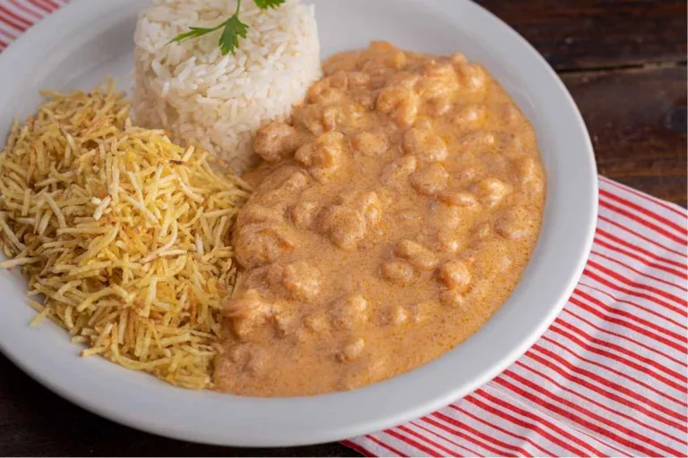 Imagem da Receita de Strogonoff de Camarão com Requeijão.