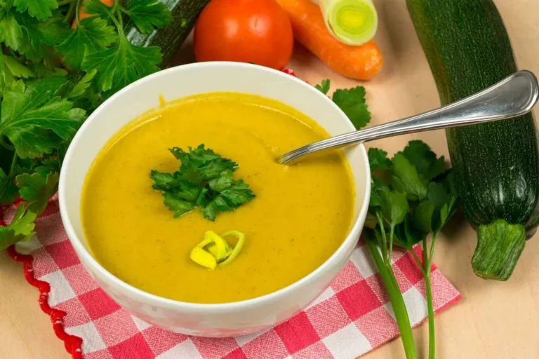 Imagem da Receita de Creme de Legumes Fit para o Jantar.