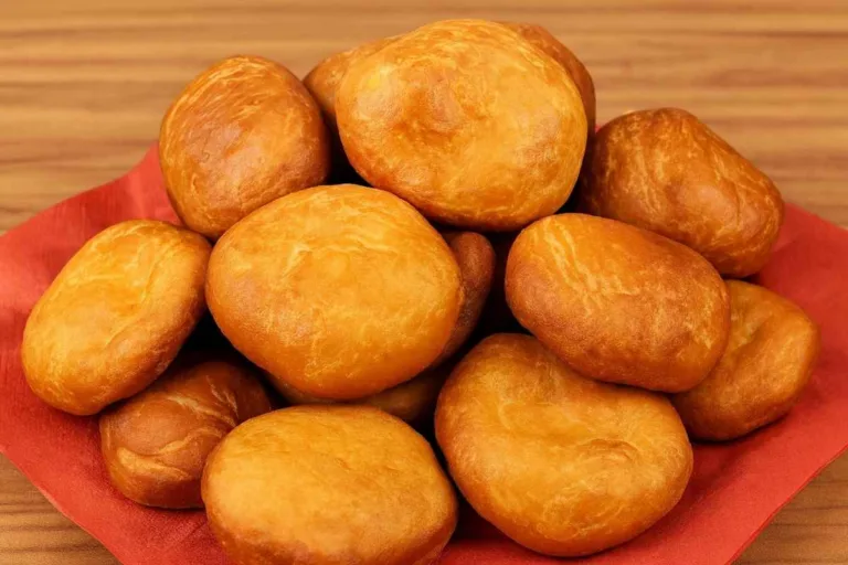 Imagem da Receita de Bolinho Frito com Massa de Pão.