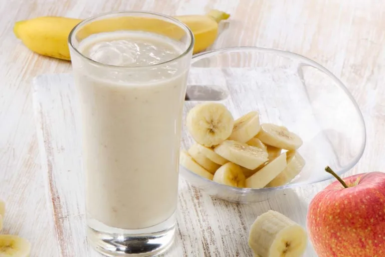Imagem da Receita de Vitamina de Frutas Saudável Sem Lactose para o Café da Manhã