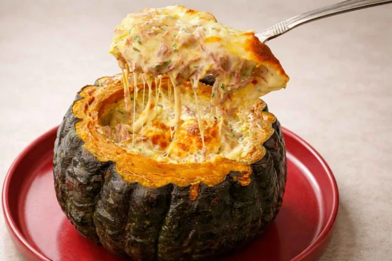 Imagem da Receita de Abóbora Recheada com Carne Desfiada e Requeijão.