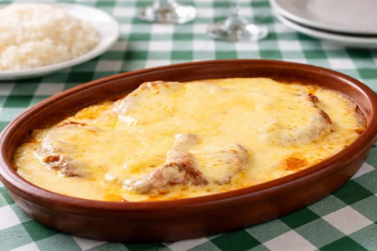 Imagem da Receita de Almoço de Sábado: Parmegiana com Molho 4 Queijos.