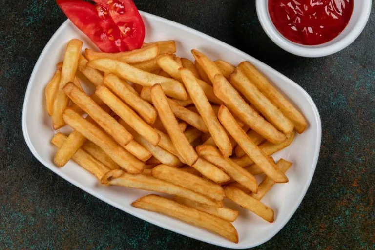 Super Crocante: Batata Frita Congelada no Forno.