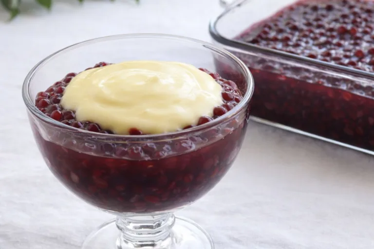 Imagem da Receita de Sagu de Vinho com Creme Branco.