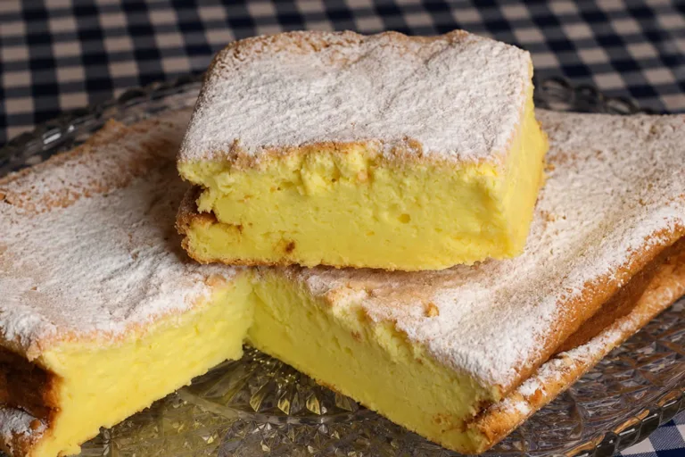 Imagem da Receita de Bolo Algodão com Iogurte Natural.