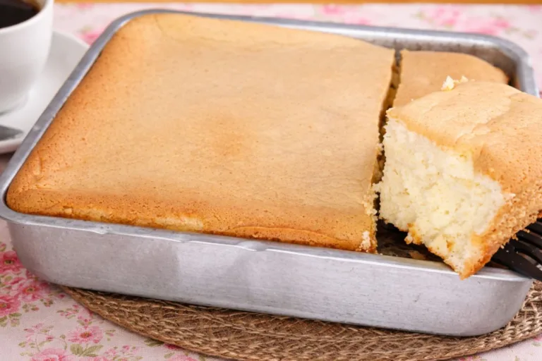 Imagem da Receita de Bolo Algodão com Iogurte Natural.