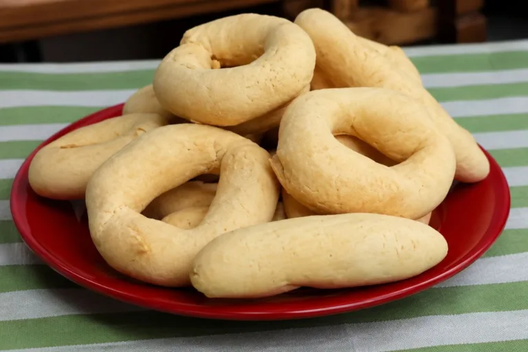 Imagem da Receita de Biscoito Caipira Assado de Fubá com Polvilho.