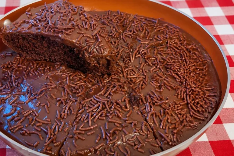 Imagem da Receita de Bolo de Chocolate na Frigideira com 1 Ovo.