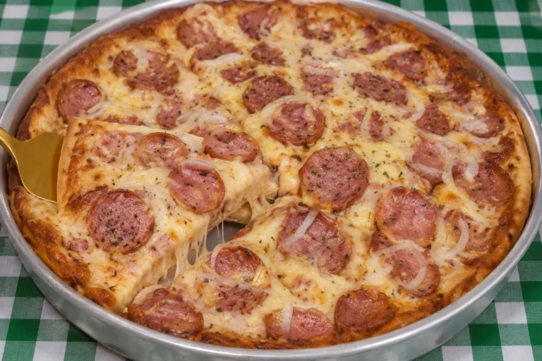 Imagem da Receita de Pizza de Calabresa de Liquidificador.
