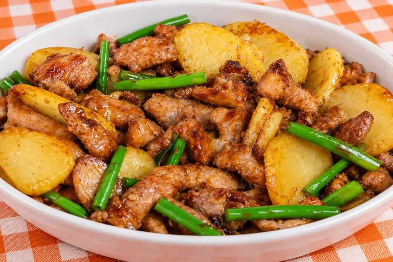 Imagem da Receita de Refogado de Lombo de Porco com Batata.