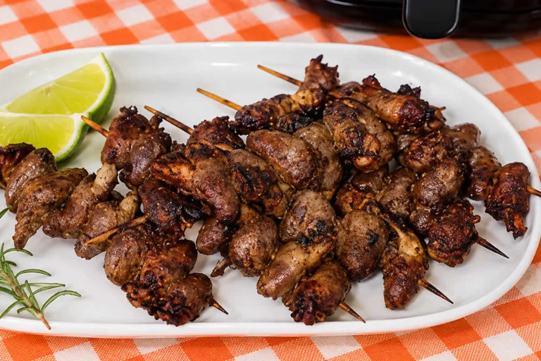 Imagem da Receita de Espetinho de Coração de Frango na Airfryer.